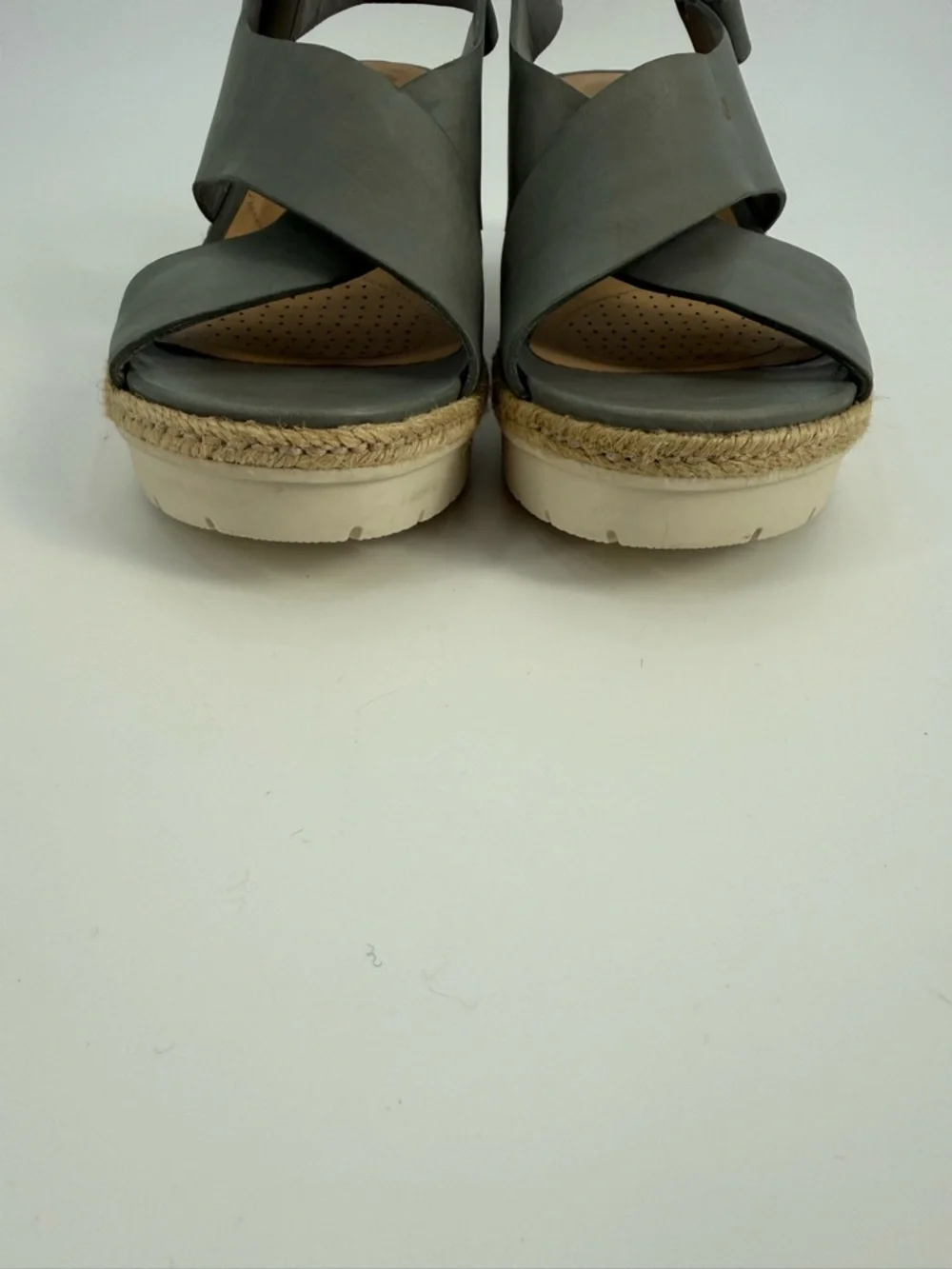 Clarks Artisan Gray Leather Wedge Sandals Slingback Platform Espadrille Style